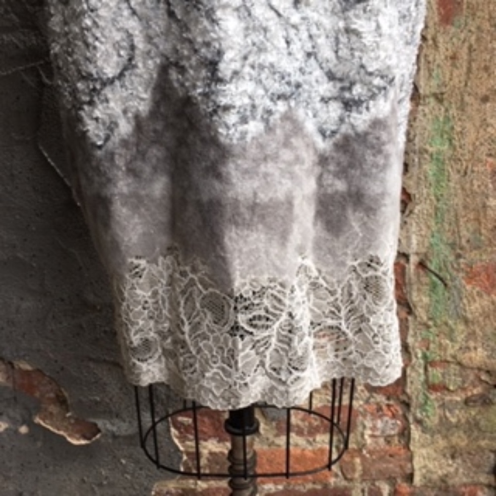 NWT O'2nd Lace Cocktail Dress - Picture 6 of 14